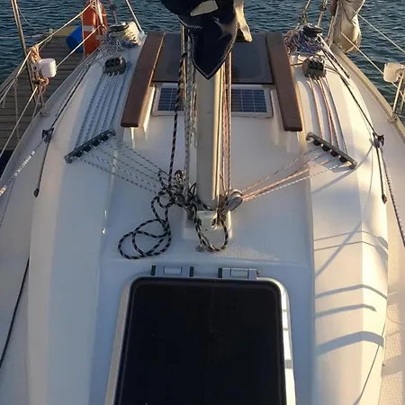 Navegamos Hoy Botel